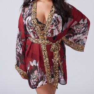 Cacique by Lane Bryant kimono